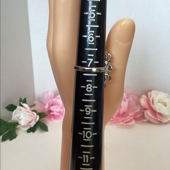 STERLING & DIAMOND RING - Picture 6 of 10